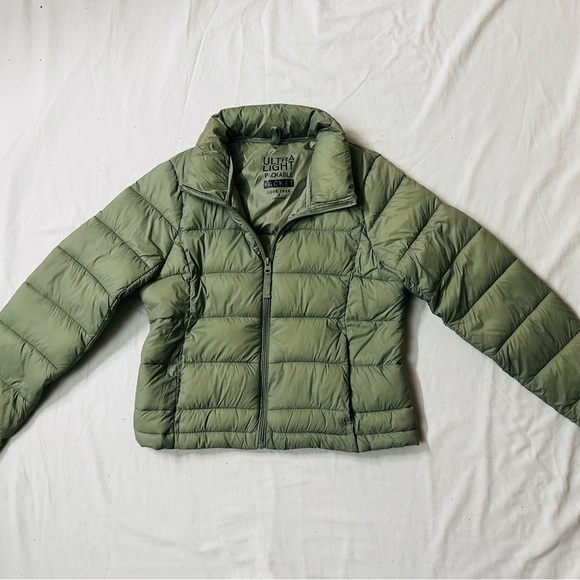 Love Tree Jackets & Blazers - Love Tree Sage Green Ultra Light Packable Puffer Jacket